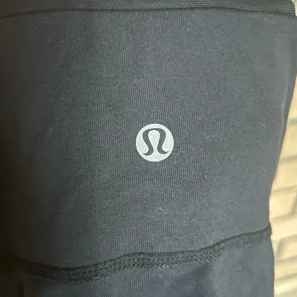 Lululemon Thick Strap Scoop Neck Halter Tank Top Black & Purple Size 4